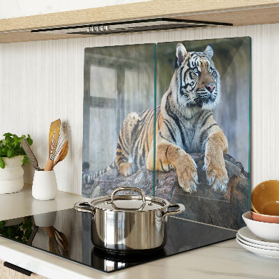 Tagliere in vetro temperato Tigre su un tronco d'albero