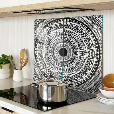 Tagliere in vetro Mandala nei toni del bianco e del nero