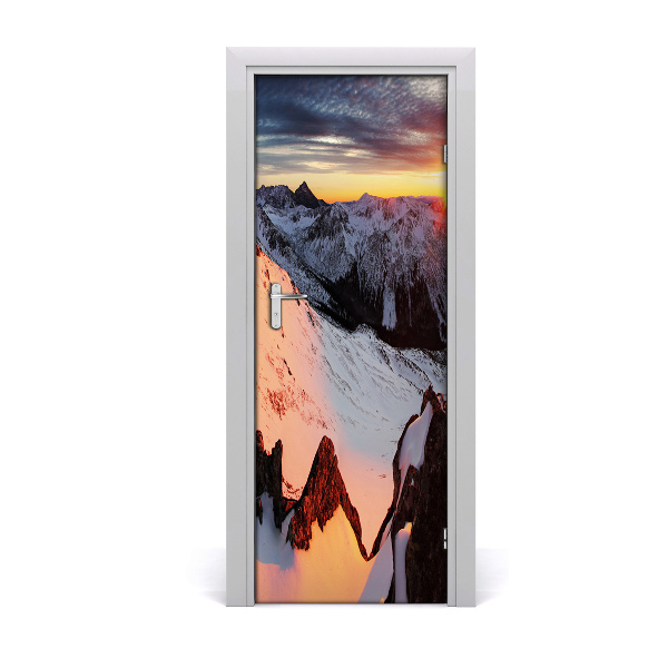 Poster adesivo per porta Paesaggi delle montagne in inverno