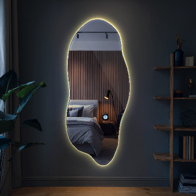 Specchio asimmetrico led innovativo