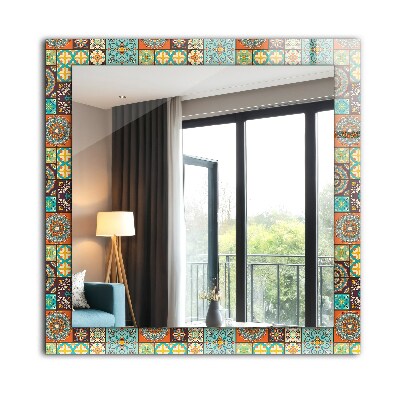 Specchio con cornice stampata Specchio con cornice stampata Piastrelle a mosaico colorate