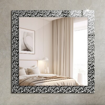 Specchio con cornice stampata Specchio con cornice stampata Ornamenti in bianco e nero