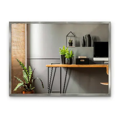 Specchio da parete con cornice argentata decorativa