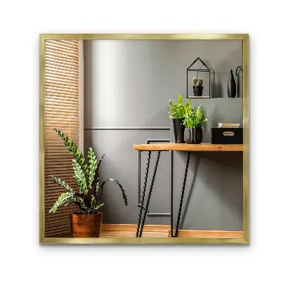 Specchio da parete con cornice dorata elegante