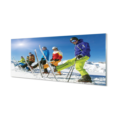Quadro vetro acrilico Montagne degli sciatori invernali