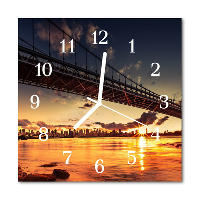 Orologio quadrato Ponte sul fiume