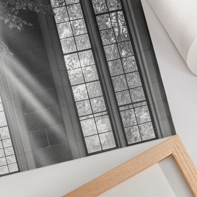 Poster Vecchie finestre gotiche, la luce lascia un mistero