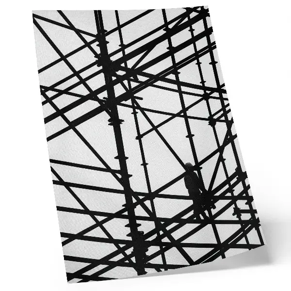 Poster con linee contrastanti su sfondo chiaro, per uno stile moderno e strutturato