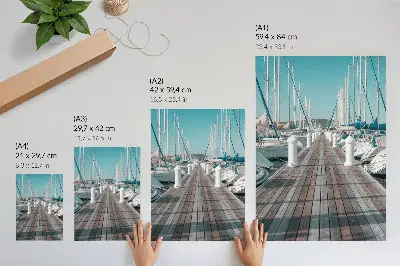 Poster molo dello yacht al porto con cielo blu e simmetria