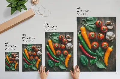 Foto su tela verdure dai colori vivaci su sfondo scuro rustico
