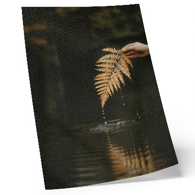 Poster Felce sull'acqua, gocce armoniose, Riflesso