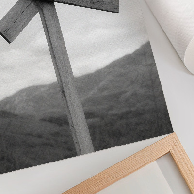 Poster Cartello in legno con un paesaggio montano sullo sfondo, in bianco e nero.