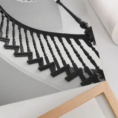 Foto su tela scala a chiocciola con design moderno in bianco e nero