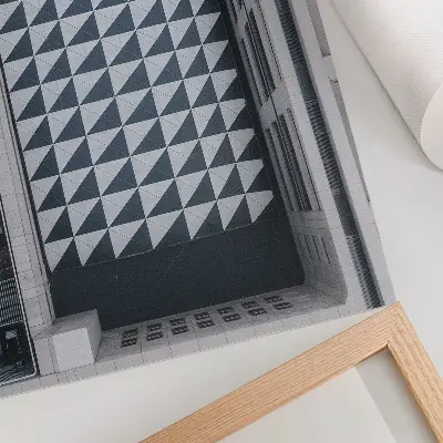 Stampa su tela eleganti motivi geometrici e architettura futuristica