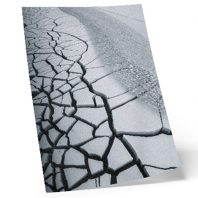 Foto su tela Linee di crepa ghiacciate, armonica bellezza invernale