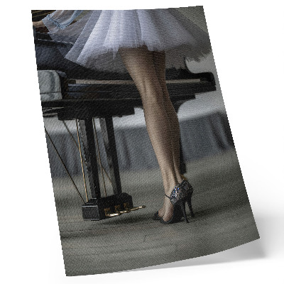 Poster Ballerina al pianoforte, eleganza e delicatezza