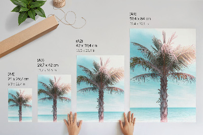 Foto su tela Palma sul mare azzurro, cielo vellutato, tropicale