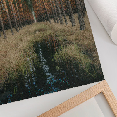 Poster Semplice paesaggio forestale, simmetria di una foresta alta