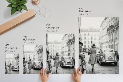 Poster Fascino retrò donna in città auto d'epoca