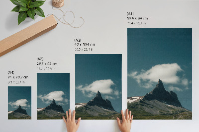 Poster Vetta spettacolare con nuvole vaporose
