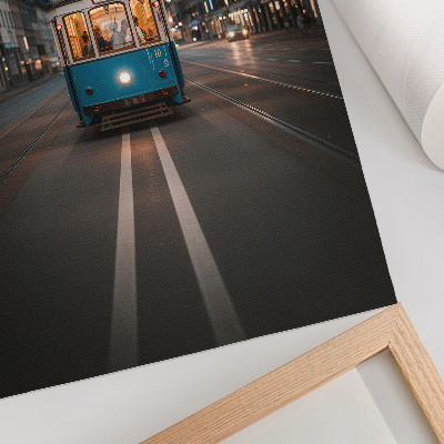 Stampa su tela Luci del tram serale in città, energia retrò