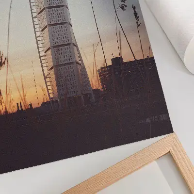 Stampa su tela grattacielo al tramonto con architettura moderna