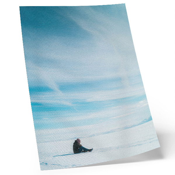 Poster Cielo azzurro sopra una distesa innevata, silenzio e spazio
