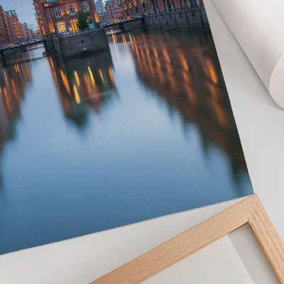 Stampa su tela Architettura simmetrica e riflessi sull'acqua