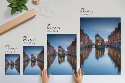Stampa su tela architettura simmetrica con riflessi sull'acqua