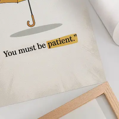 Poster ombrello giallo su sfondo crema in stile minimalista