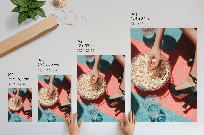 Foto su tela Tappeto colorato, popcorn, vetro, figura elegante