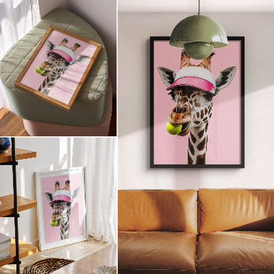 Poster Giraffa buffa con un berretto e una pallina da tennis