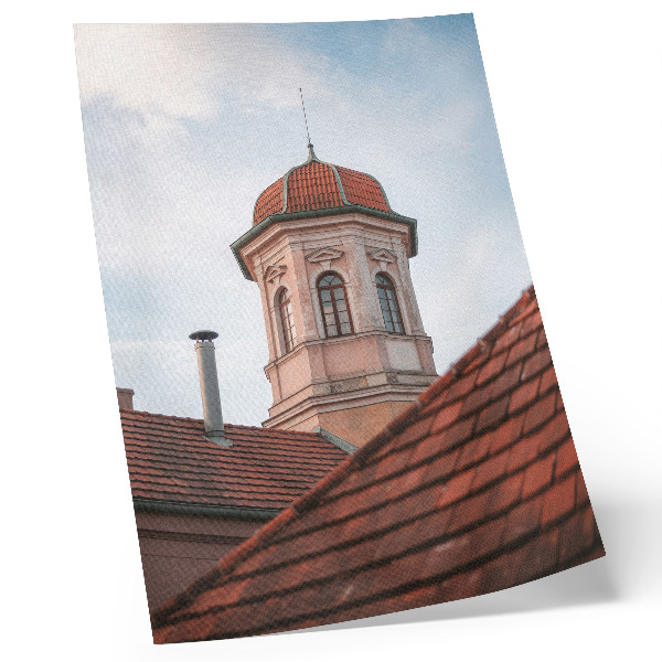 Poster Tetto in mattoni rustico di una torre, cielo blu