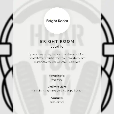 Foto su tela iconografia con testo significativo su sfondo beige stile cinema
