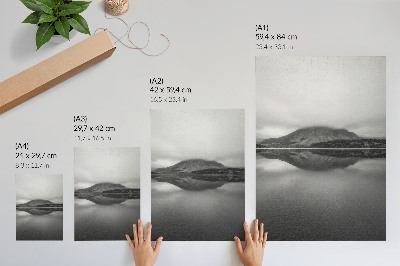 Stampa su tela Tonalità di grigio, montagne, riflesso del lago, armonia