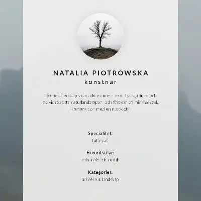 Foto su tela cottage in legno dallo stile minimalista in riva all'acqua