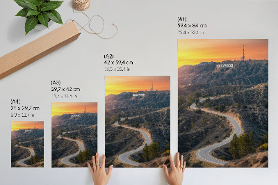 Poster Iscrizione sulle colline, strada, sogni al tramonto