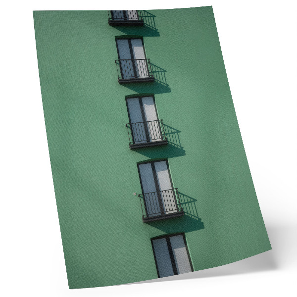 Foto su tela Finestre della facciata verde, balconi, ombre, moderno