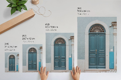 Stampa su tela Porta blu con elementi architettonici bianchi