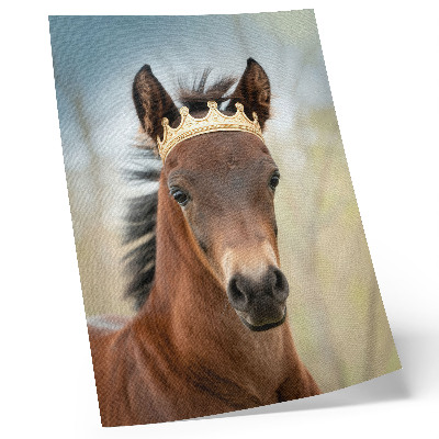 Poster Un cavallo con la corona su sfondo neutro