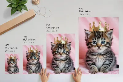 Stampa su tela decorazione a forma di coroncina con gattino dagli occhi rosa e azzurri