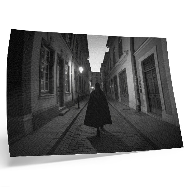 Poster Strada buia, figura misteriosa, atmosfera nostalgica