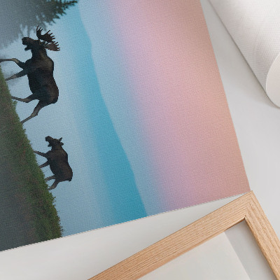 Poster murale di alta qualità Alci al mattino, sullo sfondo di nebbia e alberi.