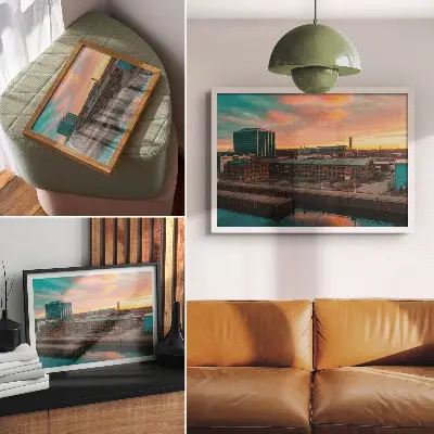 Poster Edifici industriali con tramonto dai colori saturi e atmosfera tranquilla