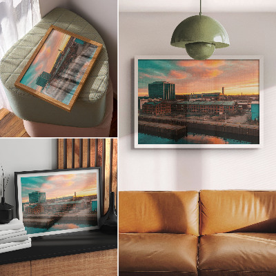 Poster dai colori saturi Edifici industriali, tramonto, atmosfera tranquilla