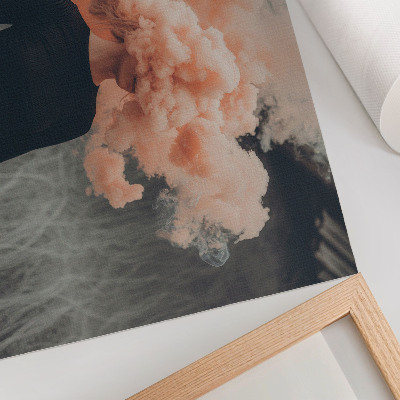 Poster murale di alta qualità Un personaggio con una nuvola di fumo arancione al posto della testa