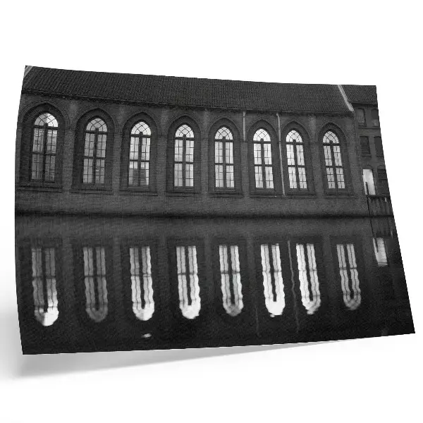 Poster simmetria, riflessione, eleganza architettonica e armonia