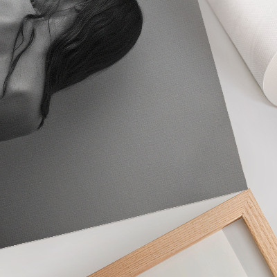 Poster dai colori saturi Il fascino minimalista delle figure in monocromia