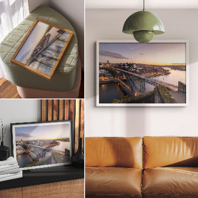 Poster Il ponte sullo sfondo del sole al tramonto e della città