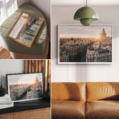 Poster Una città notturna dall'architettura maestosa
